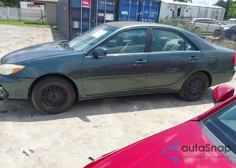 2002 Toyota Camry Le из США, поврежденный, VIN JTDBE32K720040038